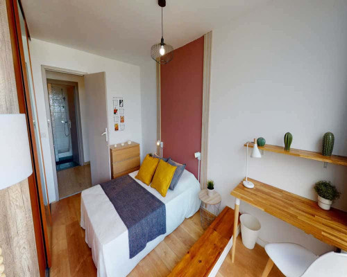 Chambre dans le Rue du Faubourg Saint-Jaumes