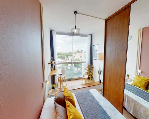 Chambre dans le Rue du Faubourg Saint-Jaumes