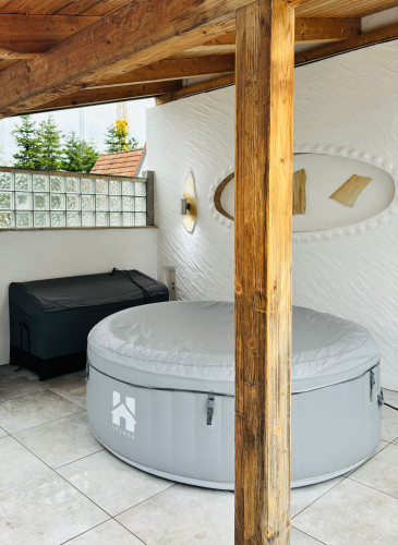 Entire Apartment, Jacuzzi, Terrace, 55' TV, Kitchen, Rain Shower - Gallery - 10