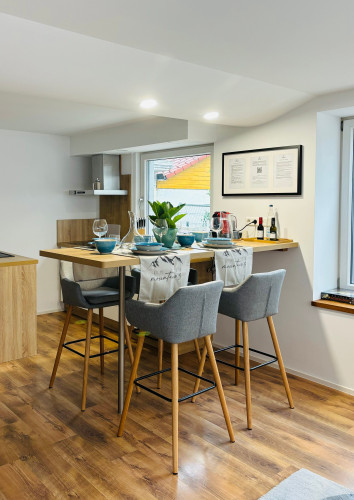 Entire Apartment, Jacuzzi, Terrace, 55' TV, Kitchen, Rain Shower - Gallery - 2