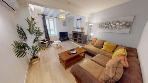 Room in Rue Saint-Vincent de Paul, Clermont-Ferrand for 130 m² with 5 bedrooms - Gallery - 5