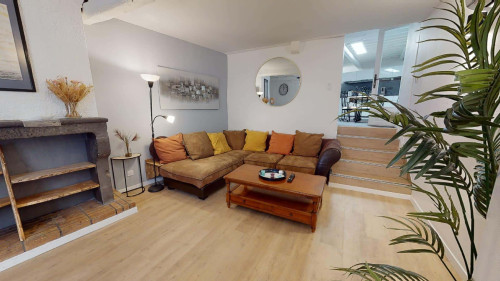 Room in Rue Saint-Vincent de Paul, Clermont-Ferrand for 130 m² with 5 bedrooms - Gallery - 12
