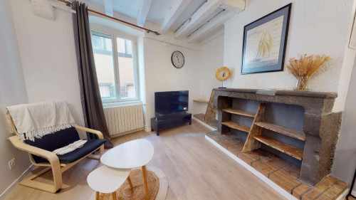 Room in Rue Saint-Vincent de Paul, Clermont-Ferrand for 130 m² with 5 bedrooms - Gallery - 8
