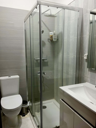 Room in Avenida da Carapalha, Castelo Branco for 130 m² with 3 bedrooms - Gallery - 5