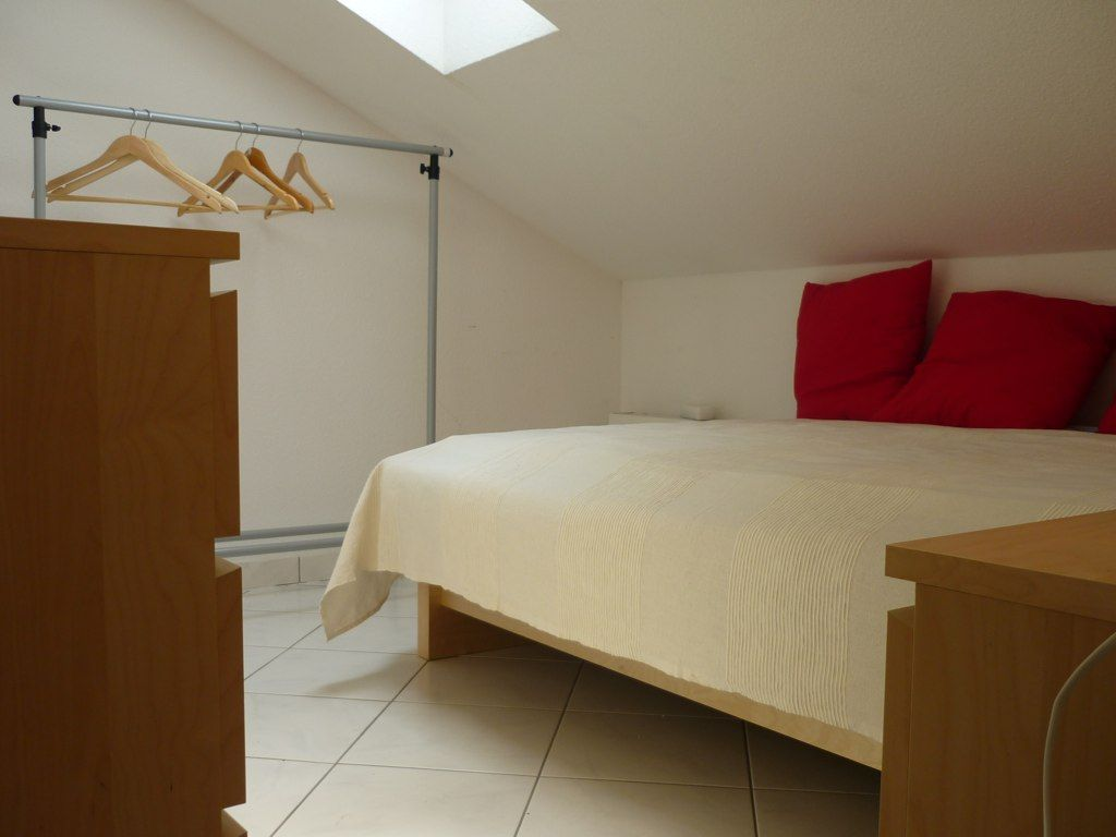 Modern attic apartment in a quiet residential area of Pulheim - Gallery - 8