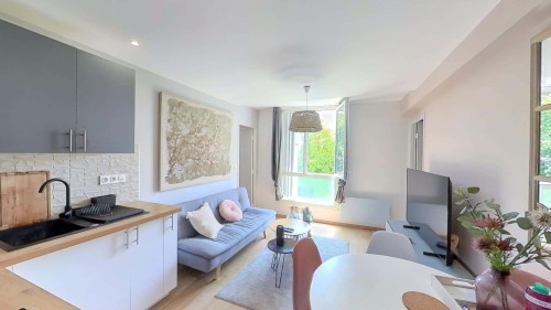 Room in Avenue de la Libération Charles de Gaulle, Le Bouscat for 75 m² with 5 bedrooms - Gallery - 10