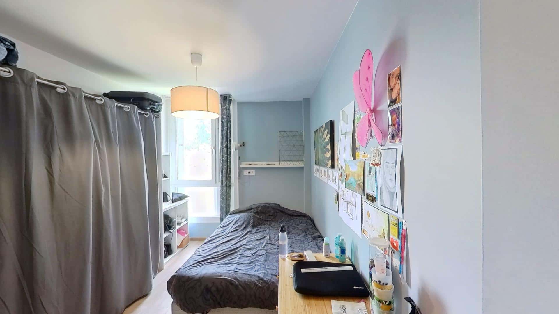 Room In Avenue De La Libération Charles De Gaulle, Le Bouscat For 75 M² With 5 Bedrooms - 1