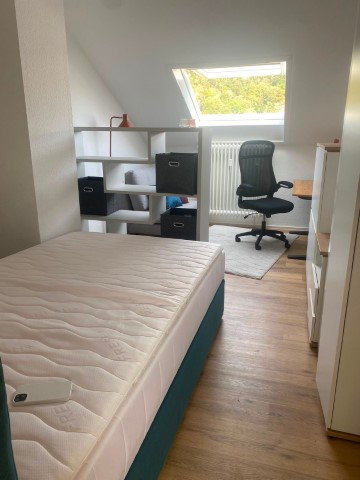 Flat - 8