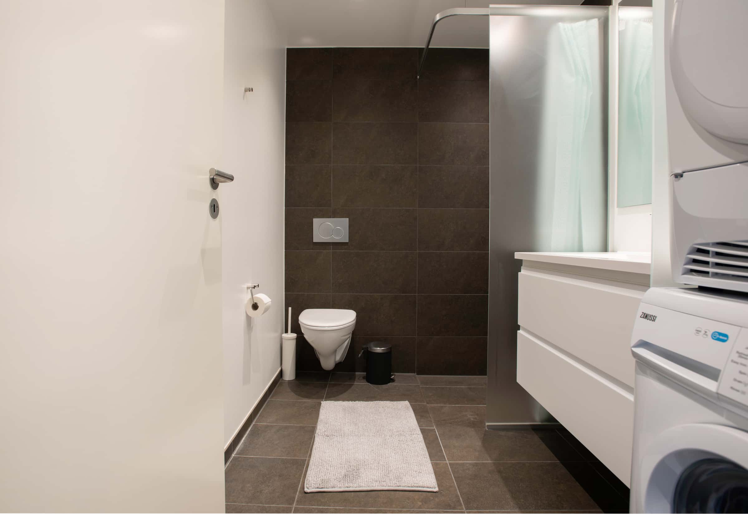 Loke Room 4 Standard+ - 8