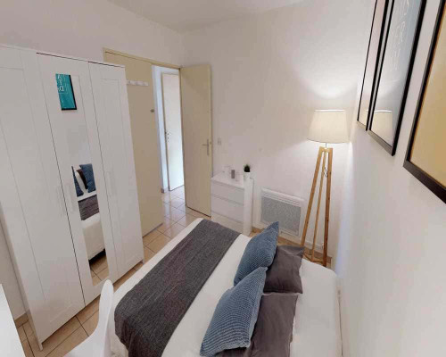 Chambre dans le Boulevard Montebello