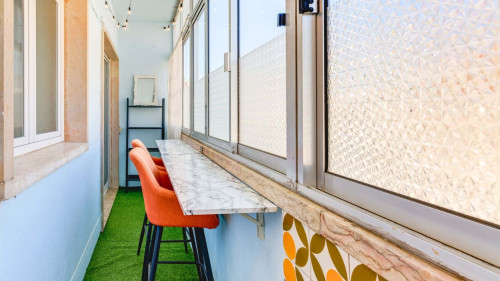 Apartment in Rua João do Nascimento Costa, Lisboa for 75 m² with 2 bedrooms - Gallery - 11