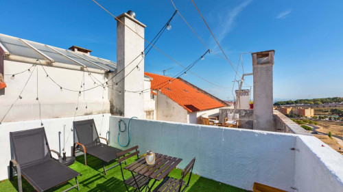 Apartment in Rua João do Nascimento Costa, Lisboa for 75 m² with 2 bedrooms - Gallery - 12