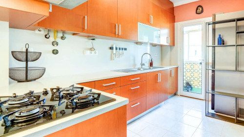 Apartment in Rua João do Nascimento Costa, Lisboa for 75 m² with 2 bedrooms - Gallery - 7