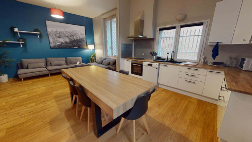 Room in Rue Palluat de Besset, Saint-Étienne for 135 m² with 6 bedrooms - Gallery - 5