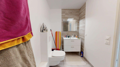 Room in Rue de la Compagnie du Midi, Bordeaux for 99 m² with 4 bedrooms - Gallery - 5