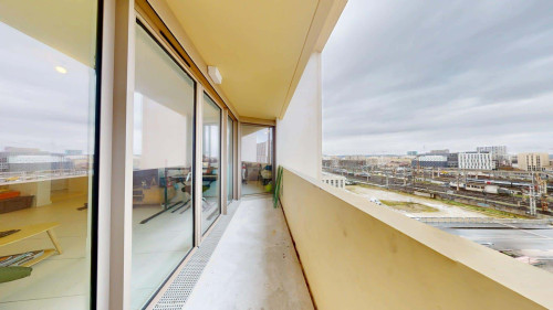 Room in Rue de la Compagnie du Midi, Bordeaux for 99 m² with 4 bedrooms - Gallery - 10