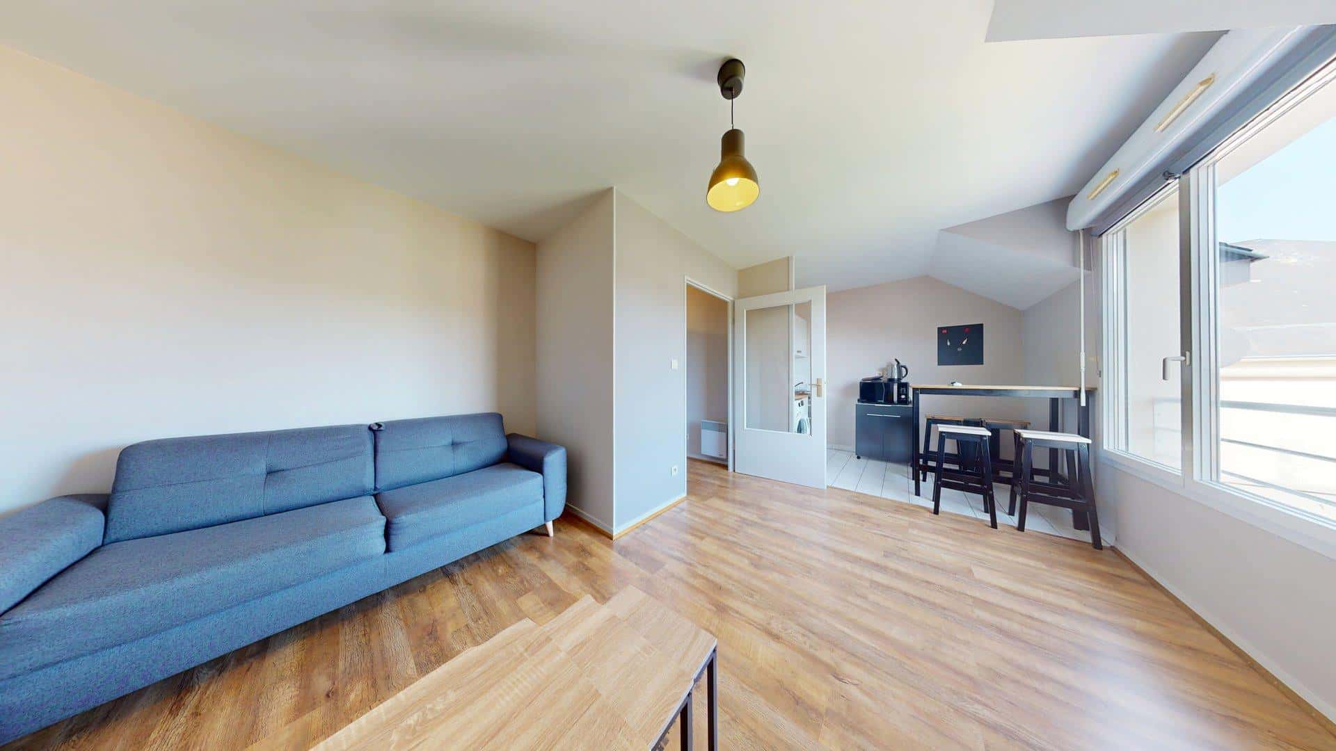 Apartment In Rue De Létanduère, Angers For 27 M² - 1
