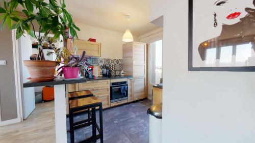 Room in Avenue Jules Guesde, Vénissieux for 61 m² with 4 bedrooms - Gallery - 8