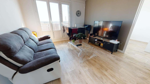 Room in Avenue Jules Guesde, Vénissieux for 61 m² with 4 bedrooms - Gallery - 13
