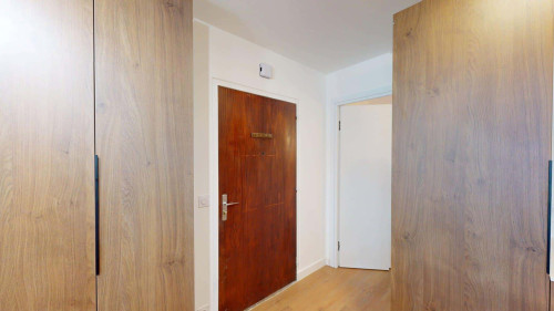 Room in Rue de Meyrin, Ferney-Voltaire for 91 m² with 4 bedrooms - Gallery - 4