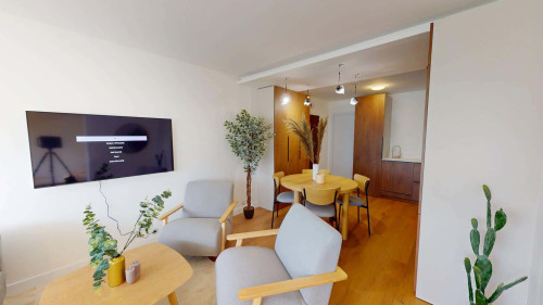 Room in Rue de Meyrin, Ferney-Voltaire for 91 m² with 4 bedrooms - Gallery - 10