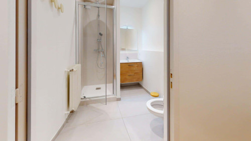 Room in Square du Dauphiné, Rennes for 77 m² with 4 bedrooms - Gallery - 15