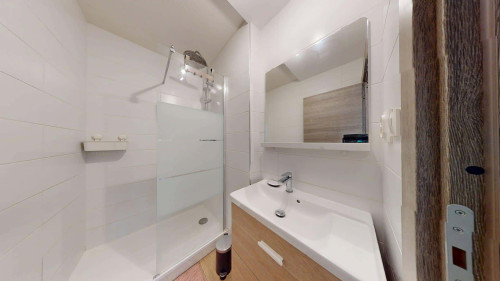 Room in Avenue de la Châtaigneraie, Pessac for 71 m² with 4 bedrooms - Gallery - 6