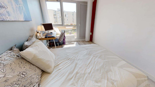 Room in Avenue Jean Jaurès, Lyon for 84 m² with 5 bedrooms