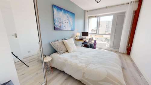 Room in Avenue Jean Jaurès, Lyon for 84 m² with 5 bedrooms