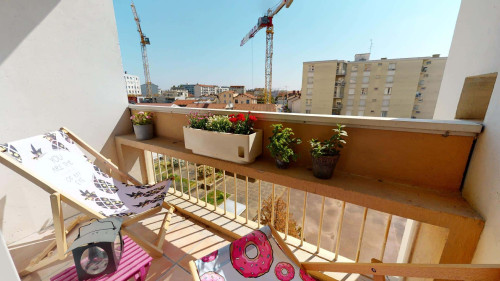 Room in Avenue Jean Jaurès, Lyon for 84 m² with 5 bedrooms
