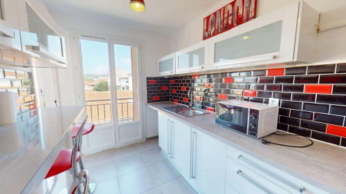 Room in Traverse de la Mère de Dieu, Marseille for 63 m² with 3 bedrooms - Gallery - 9