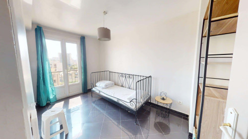 Room in Traverse de la Mère de Dieu, Marseille for 63 m² with 3 bedrooms - Gallery - 5