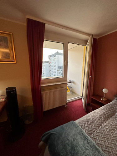 Comfortable and well-equipped apartment with a balcony in a prime central location in Nuremberg. - Gallery - 7