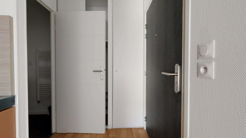 Apartment in Avenue du Drapeau, Dijon for 20 m² - Gallery - 8