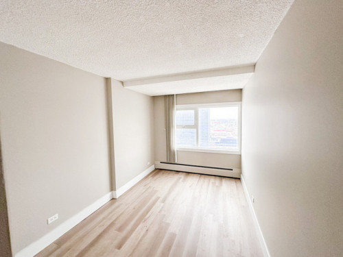 Mainstreet Tower Apartments - Gallery - 15