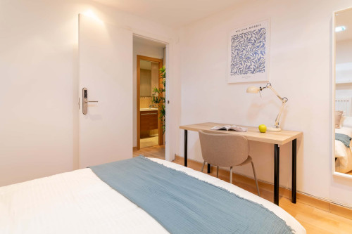Habitación 1 en Alfonso El Sabio 27, Alicante