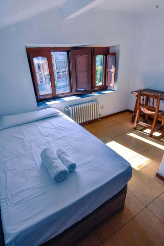 Room for 1700 m² with 36 bedrooms