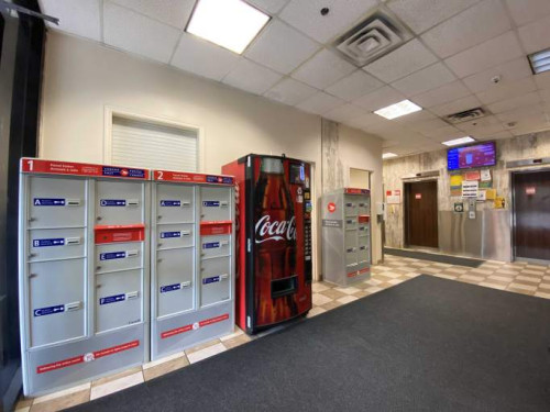 University Tower Apartments - Gallery - 17