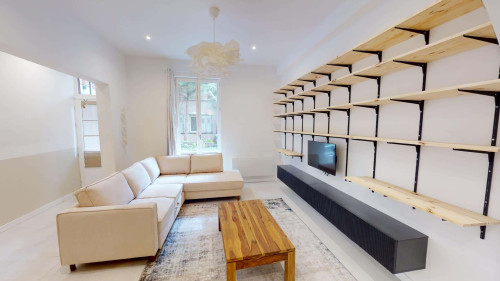 Apartment in Boulevard Edouard Vaillant, Aubervilliers for 56 m² with 1 bedroom