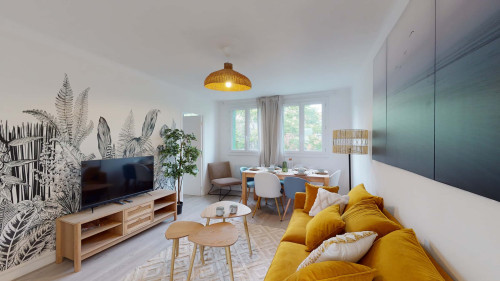 Room in Rue Granon, Marseille for 61 m² with 3 bedrooms - Gallery - 6