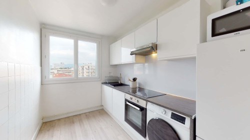 Room in Rue Granon, Marseille for 61 m² with 3 bedrooms - Gallery - 12