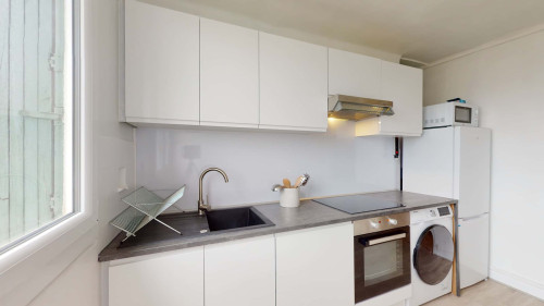 Room in Rue Granon, Marseille for 61 m² with 3 bedrooms - Gallery - 11