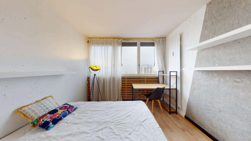 Room in Rue Larevellière, Angers for 112 m² with 4 bedrooms