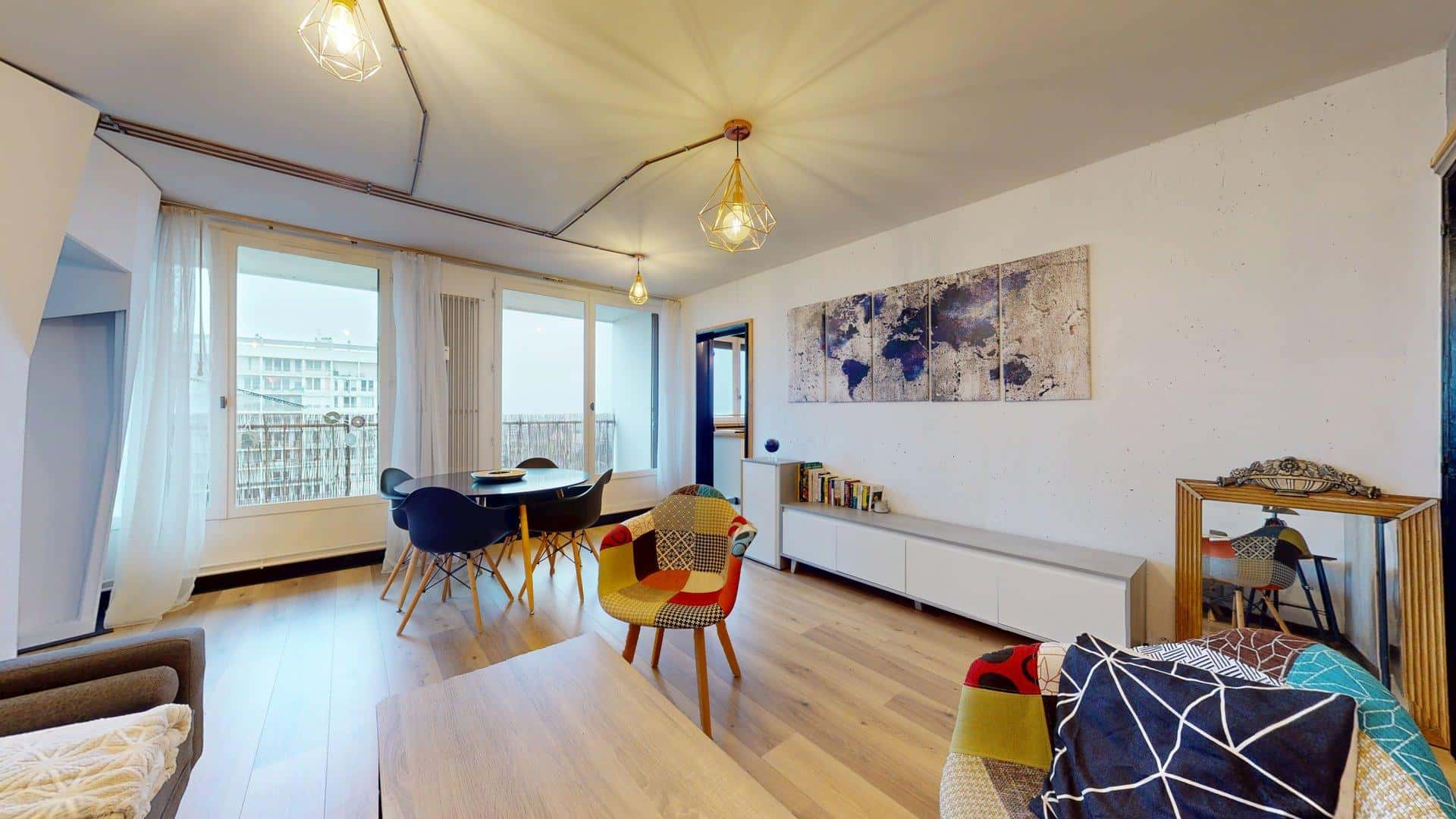 Room In Rue Larevellière, Angers For 112 M² With 4 Bedrooms - 1