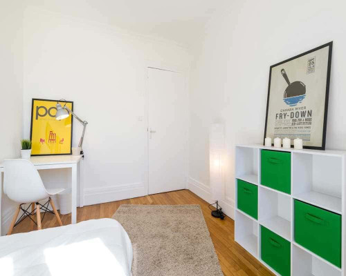 Chambre dans le Rue Quivogne