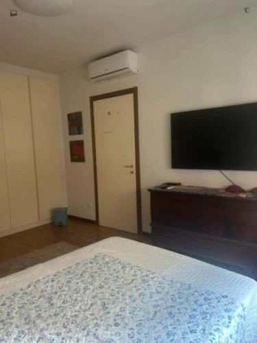 Room in Via Morandi, Novara for 160 m² with 4 bedrooms - Gallery - 7