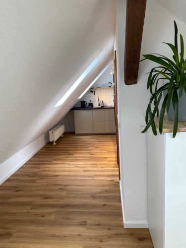 Small attic apartment in Jena - Gallery - 5