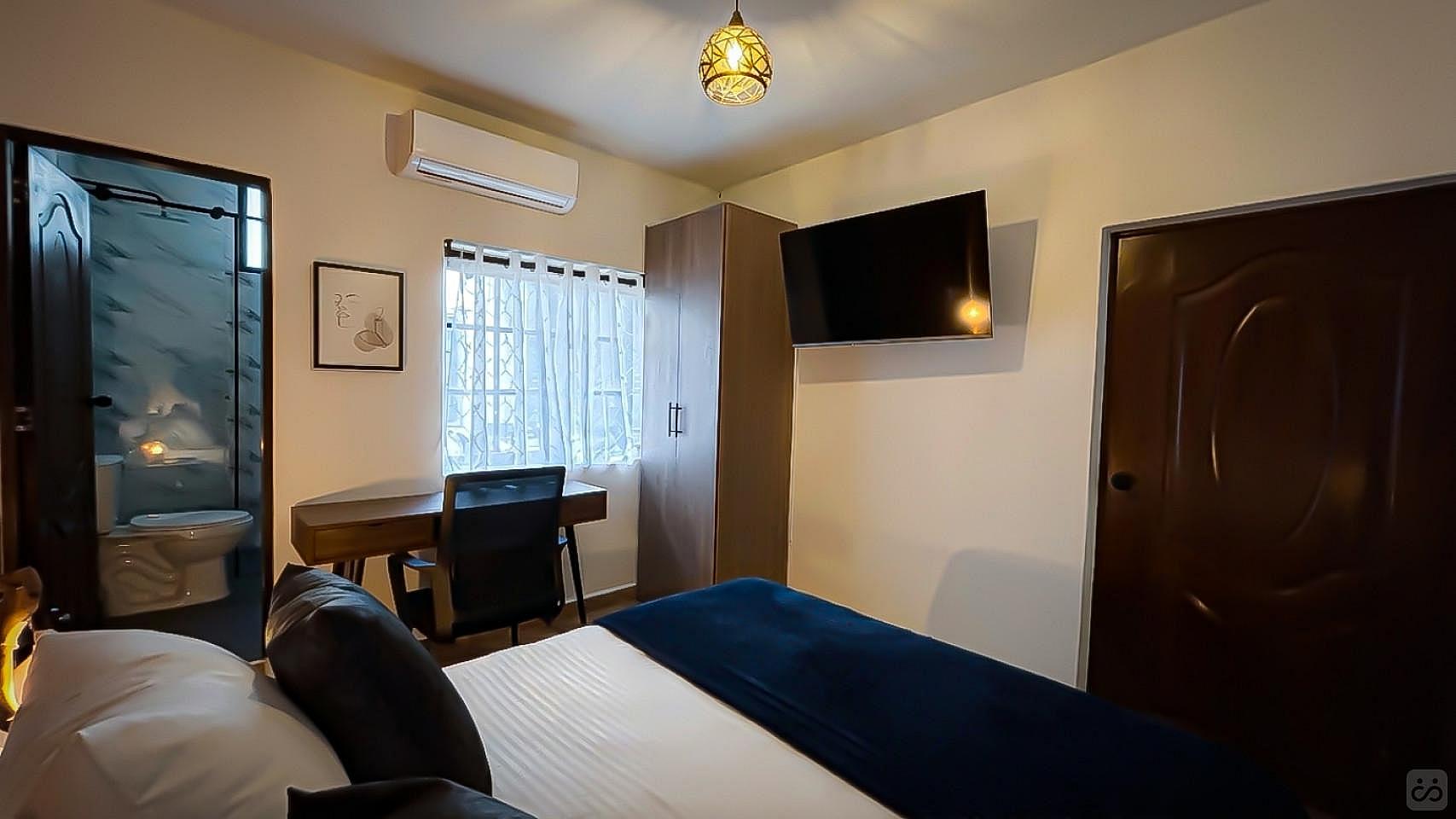 Full-Bed Double W/ Private Bath - 4