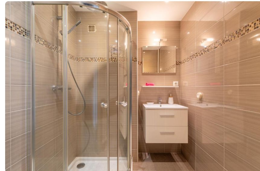 Comfortable Apartment Very Well Located - 6