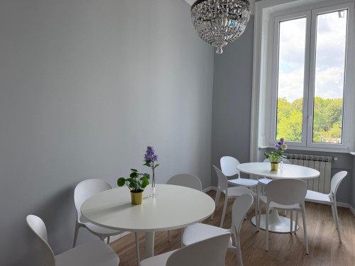Bed in a shared twin bedroom, in the City Life neighbourhood - Gallery - 2